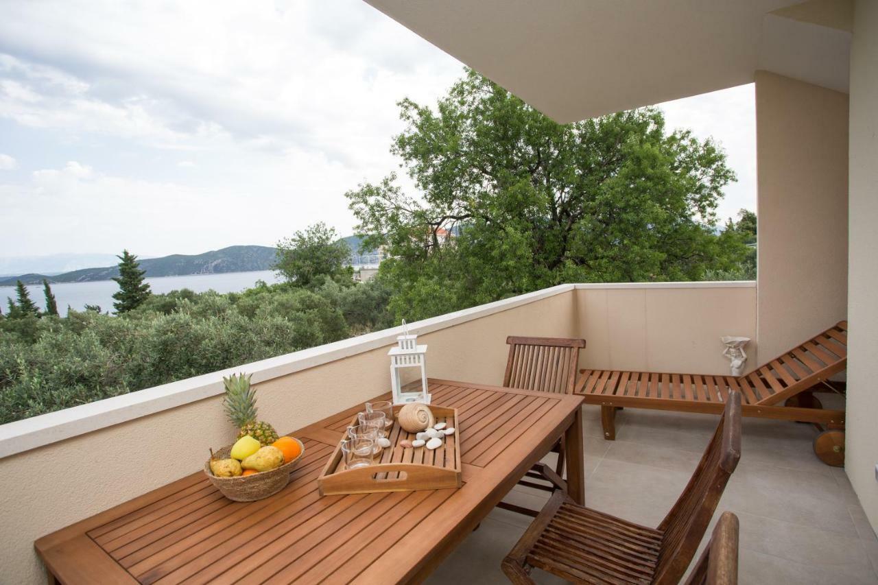 Captain'S Apartment Рачишче Экстерьер фото